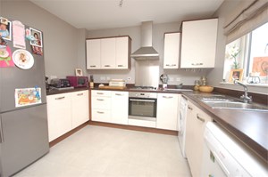 Kitchen- click for photo gallery